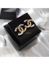 24 CC Logo Pearl Gold Earrings ABD722 - CHANEL - BALAAN 3