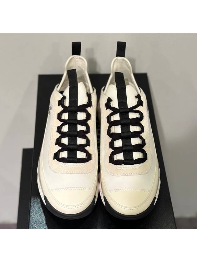 Mixed Fibers Velvet Calfskin Low Top Sneakers Ivory - CHANEL - BALAAN 6