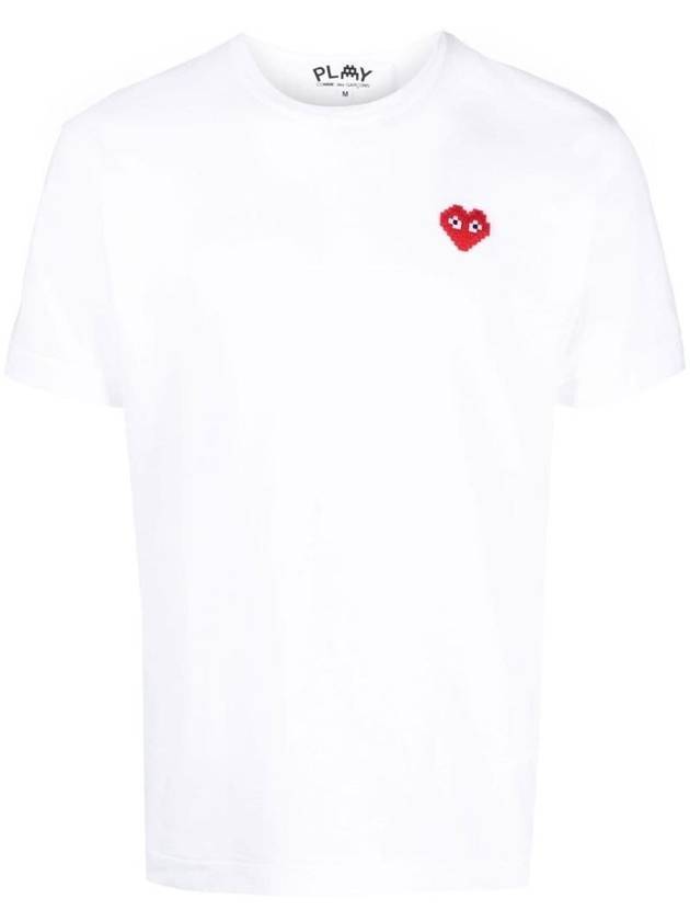 Play Men's Heart Logo Embroidered Short Sleeve T-Shirt P1 T322 3 White - COMME DES GARCONS - BALAAN 1