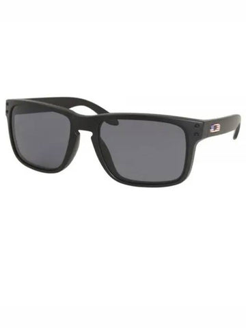 Holbrook Standard Issue USA Flag Collection Matte Black Gray OO9102 E6OO9102 E655 - OAKLEY - BALAAN 1