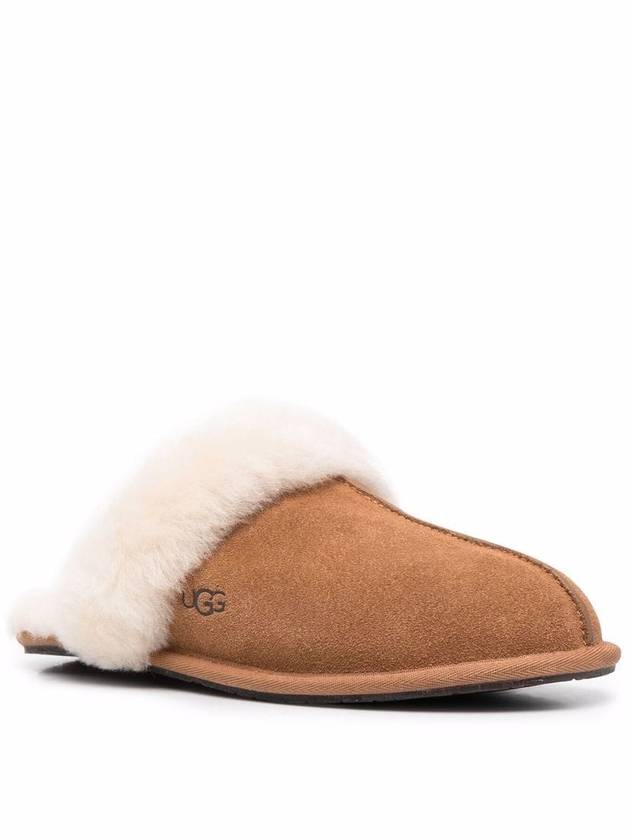 Scuffette II Slippers Brown - UGG - BALAAN 3