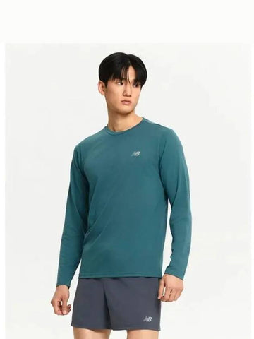 NBNDE4P111 MEN Performance Long Sleeve T Shirt GREEN - NEW BALANCE - BALAAN 1