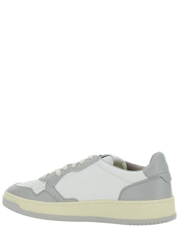 'Medalist Low' Grey Sneakers With Side Logo In Leather Man - AUTRY - BALAAN 3