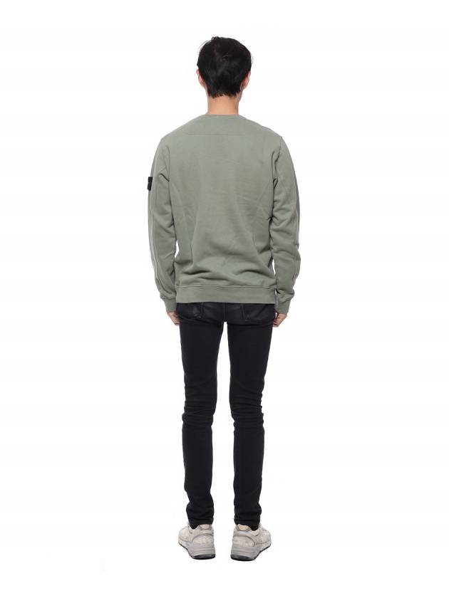 Brushed Cotton Fleece Garment Dyed Crewneck Sweatshirt Sage Green - STONE ISLAND - BALAAN 6