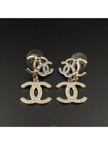 women earrings - CHANEL - BALAAN 1