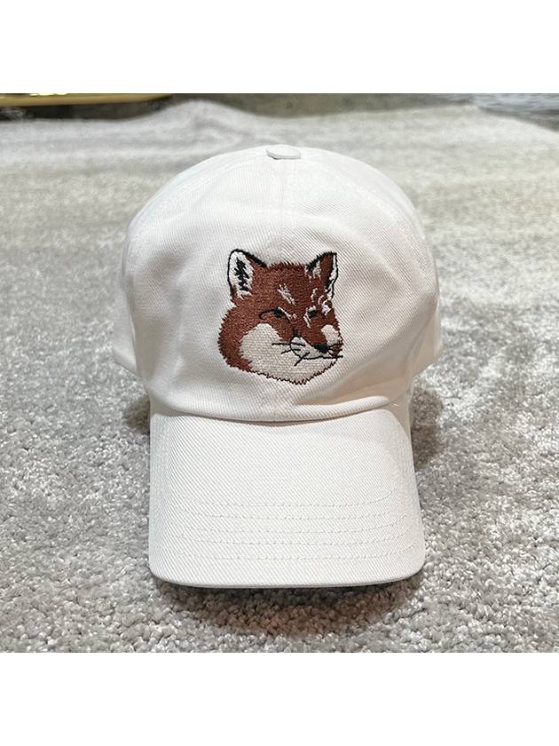 Large Fox Head Embroidered 6P Ball Cap White - MAISON KITSUNE - BALAAN 3