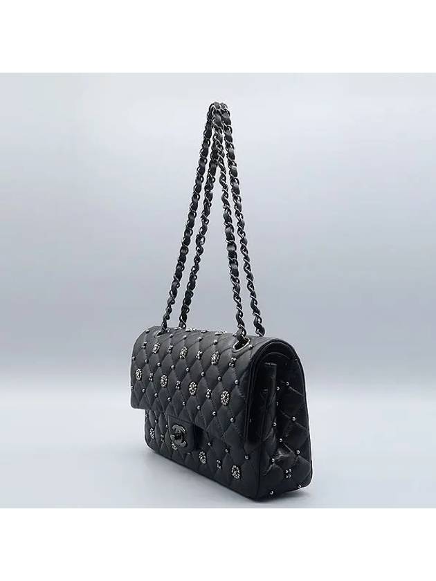 A01112 Black Calfskin Classic Medium Coco Crush Bead Decorated Flap Chain Shoulder Bag - CHANEL - BALAAN 3