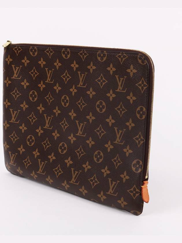 M44499 Etuy Voyage MM Clutch Bag - LOUIS VUITTON - BALAAN 2