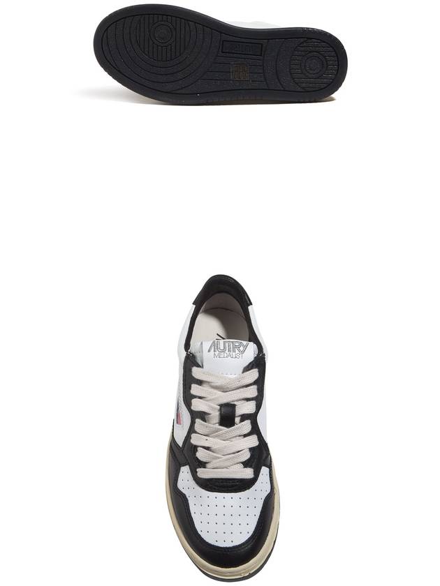 Medalist Leather Low Top Sneakers White Black - AUTRY - BALAAN 6