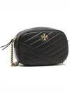 Chevron Kira Small Camera Cross Bag Black - TORY BURCH - BALAAN 2