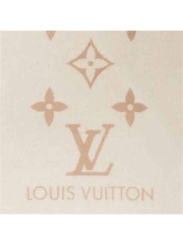 Reykjavik Monogram Cashmere Scarf Light Beige - LOUIS VUITTON - BALAAN 6