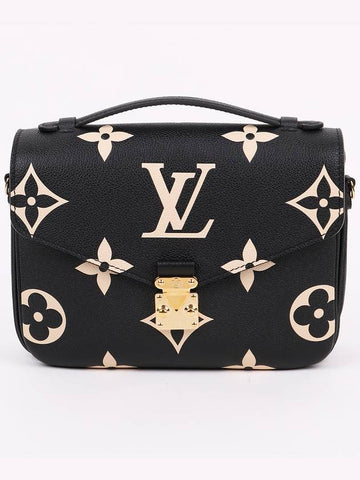 Bicolor Pochette Metis M45773 Women s Bag - LOUIS VUITTON - BALAAN 1