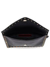 Rockstud Envelope Women's Clutch Bag Black - VALENTINO - BALAAN.