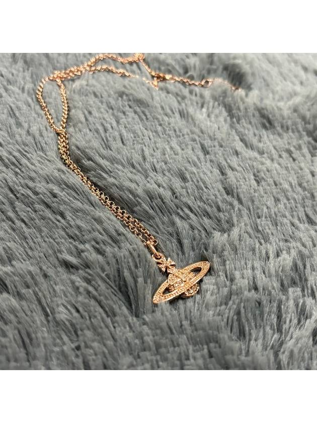 Mini Bas Relief Pendant Necklace Rose Gold - VIVIENNE WESTWOOD - BALAAN 2