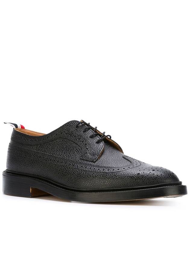 Men's Three Stripes Tab Pebble Grain Long Wing Sole Brogue Black - THOM BROWNE - BALAAN 3