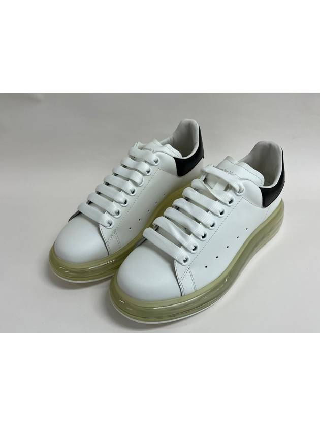 Oversized Clear Sole Low Top Sneakers Black White - ALEXANDER MCQUEEN - BALAAN 3