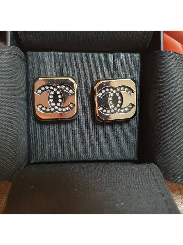 CC Logo Square Earrings Gold - CHANEL - BALAAN 2