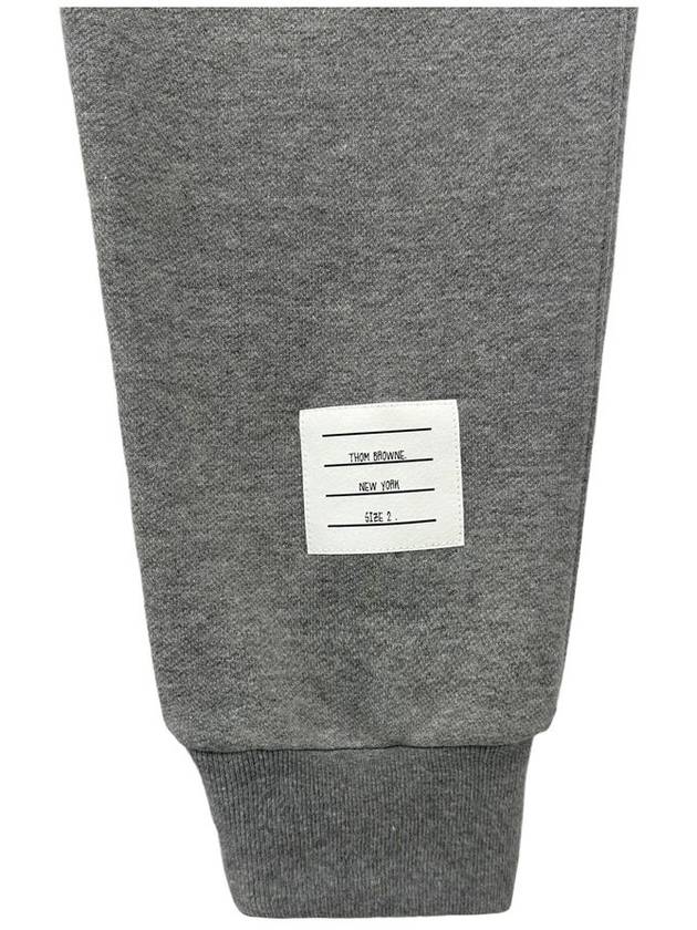 Tonal Armband Training Pants MJQ008A 035 - THOM BROWNE - BALAAN 4