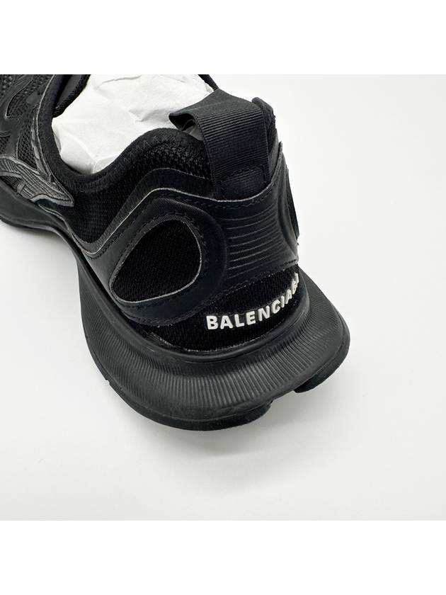 Circuit Low Top Sneakers Black - BALENCIAGA - BALAAN 9