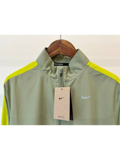 Running Windbreaker Jacket DX1038 386 Olive WOMENS S Asian Fit - NIKE - BALAAN 2