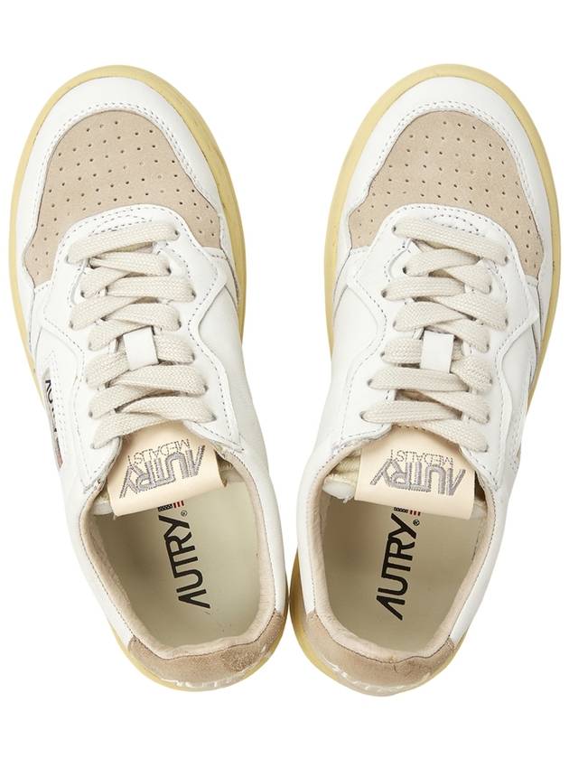 Medalist Beige Suede Low Top Sneakers White - AUTRY - BALAAN 3