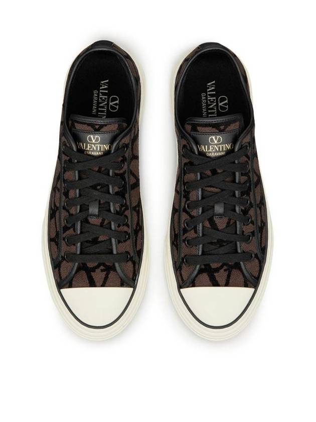 Toile Iconographe Low Top Sneakers Brown - VALENTINO - BALAAN 5