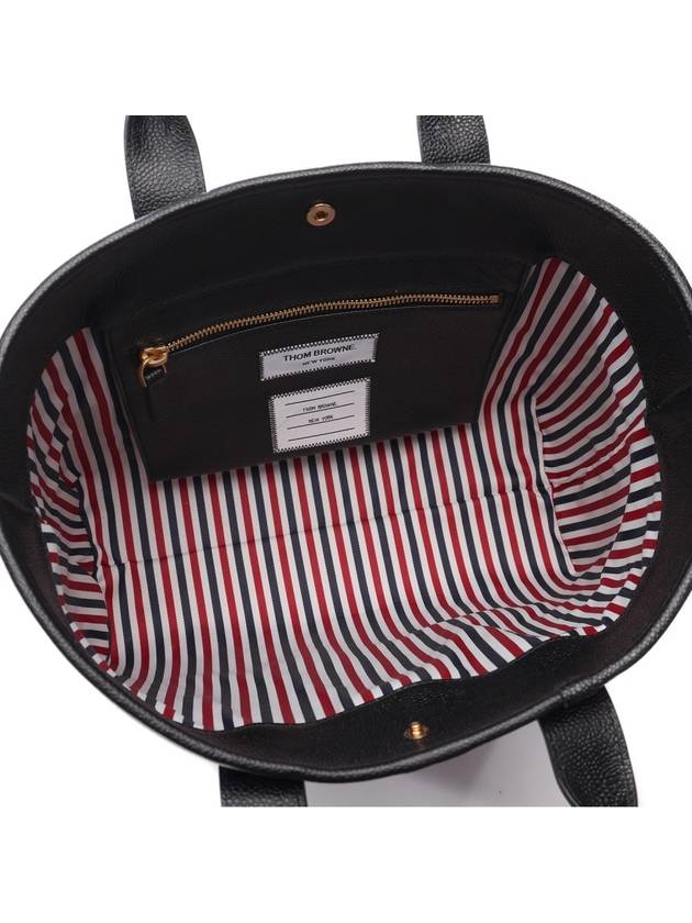 Three Stripe Tab Stripe Leather Tote Bag Black - THOM BROWNE - BALAAN 7