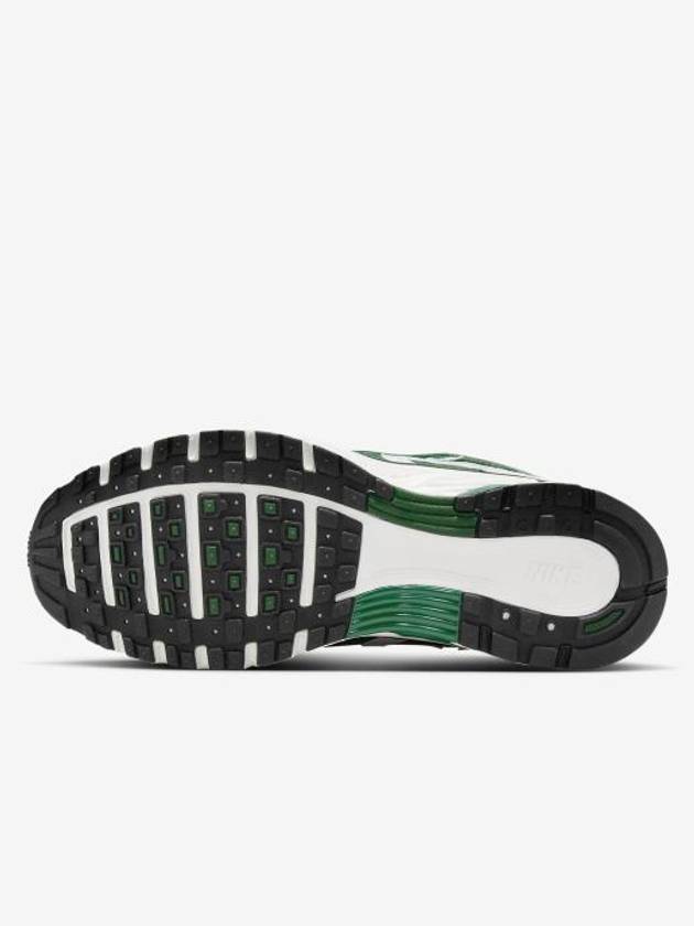 P 6000 Low Top Sneaker Green - NIKE - BALAAN 3