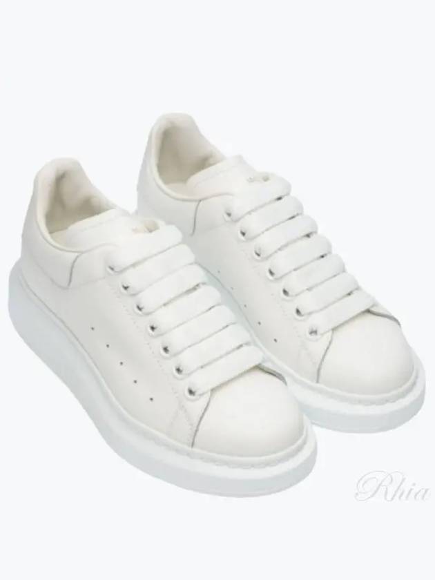 Oversized Leather Low Top Sneakers White - ALEXANDER MCQUEEN - BALAAN 2