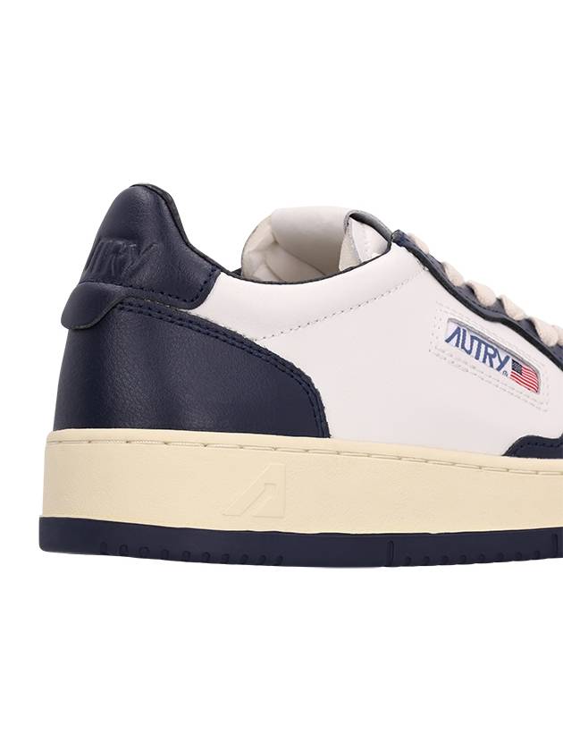 Medalist Navy Tab Low Top Sneakers White Navy - AUTRY - BALAAN 6