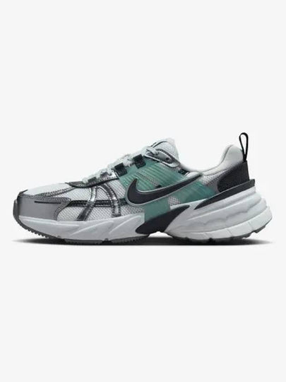 V2K Run W Summit White Metallic Cool Gray Pure Platinum Dark Obsidian HQ3484 121 - NIKE - BALAAN 2