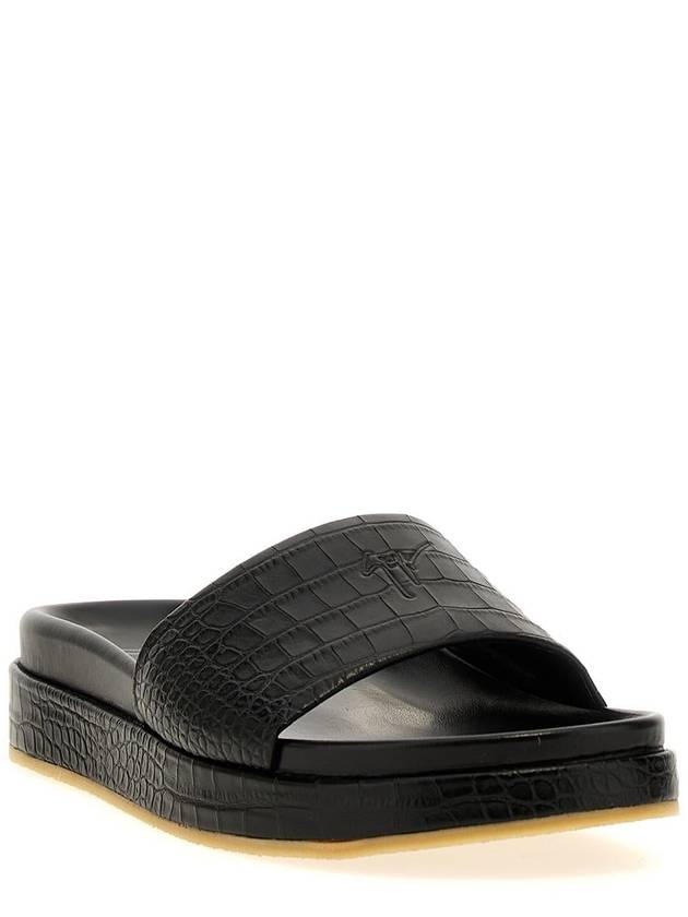 Giuseppe Zanotti 'Indi' Slides - GIUSEPPE ZANOTTI - BALAAN 2