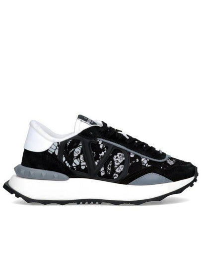 V Logo Signature Lace Runner Low Top Sneakers Black - VALENTINO - BALAAN 2