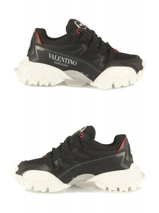 Logo Print Low Top Sneakers Black - VALENTINO - BALAAN.