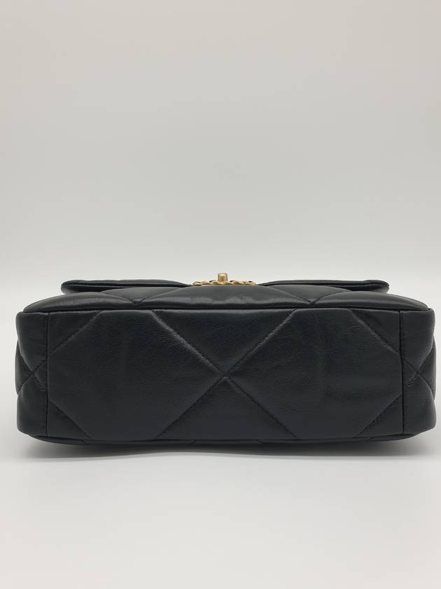 19 Lambskin Medium Hand Cross Bag Black - CHANEL - BALAAN 8