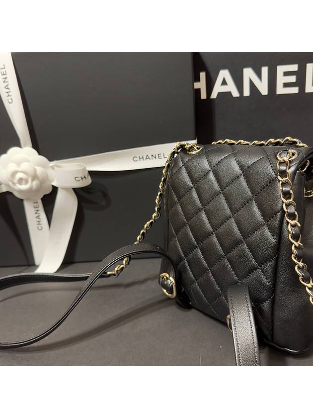 Backpack Duma Two Pocket Black Calfskin Gold CC Small - CHANEL - BALAAN 8