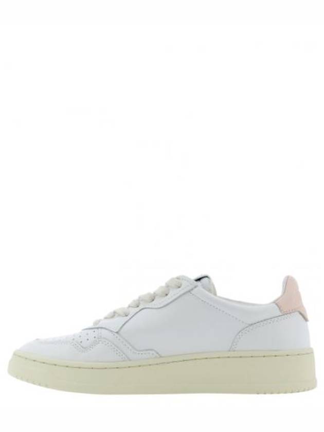 Medalist Pink Tab Leather Low Top Sneakers White - AUTRY - BALAAN 3