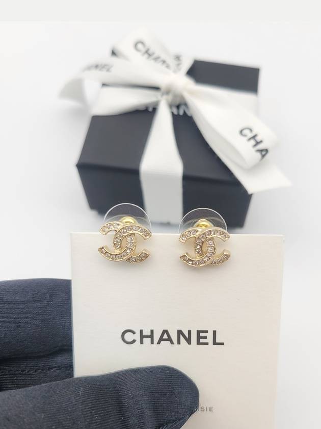 CC logo basic size earrings champagne gold A88429 - CHANEL - BALAAN 4