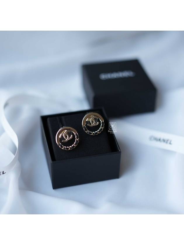 Women s CC Logo Circle Chain Earrings Black Gold - CHANEL - BALAAN 8