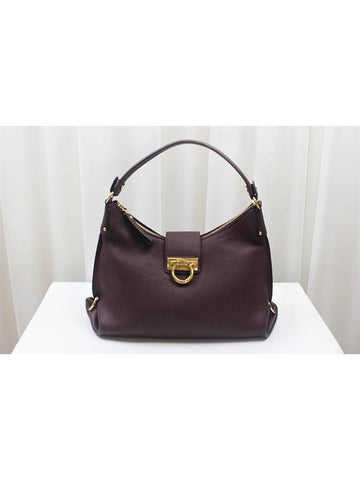 Ferragamo Panisa Hobo Shoulder Bag - SALVATORE FERRAGAMO - BALAAN 1