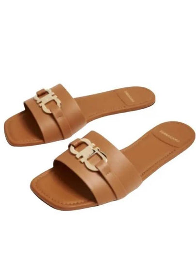 Gancini Ornament Flat Slide Brown - SALVATORE FERRAGAMO - BALAAN 2