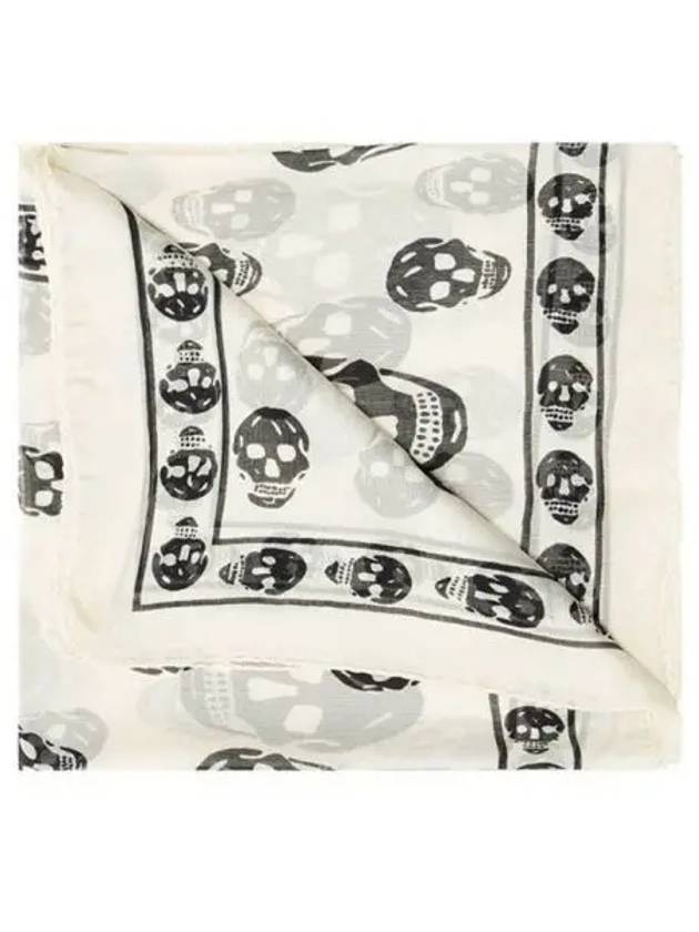 Skull Print Silk Scarf white - ALEXANDER MCQUEEN - BALAAN 2