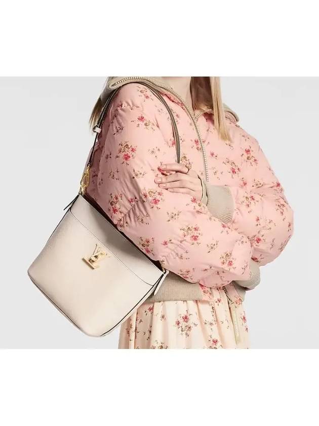 Lock And Walk Lock Me Leather Shoulder Bag Ivory - LOUIS VUITTON - BALAAN 7