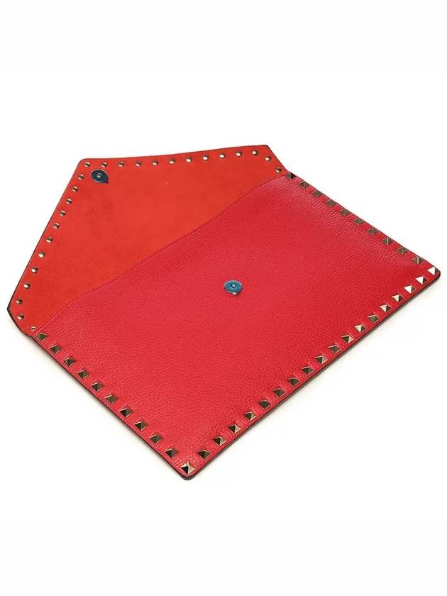 Rockstud Envelope Clutch Bag Red - VALENTINO - BALAAN 7