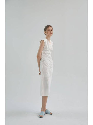 Ella shirring sleeveless sleeveless dress_ivory - ARIFF - BALAAN 1