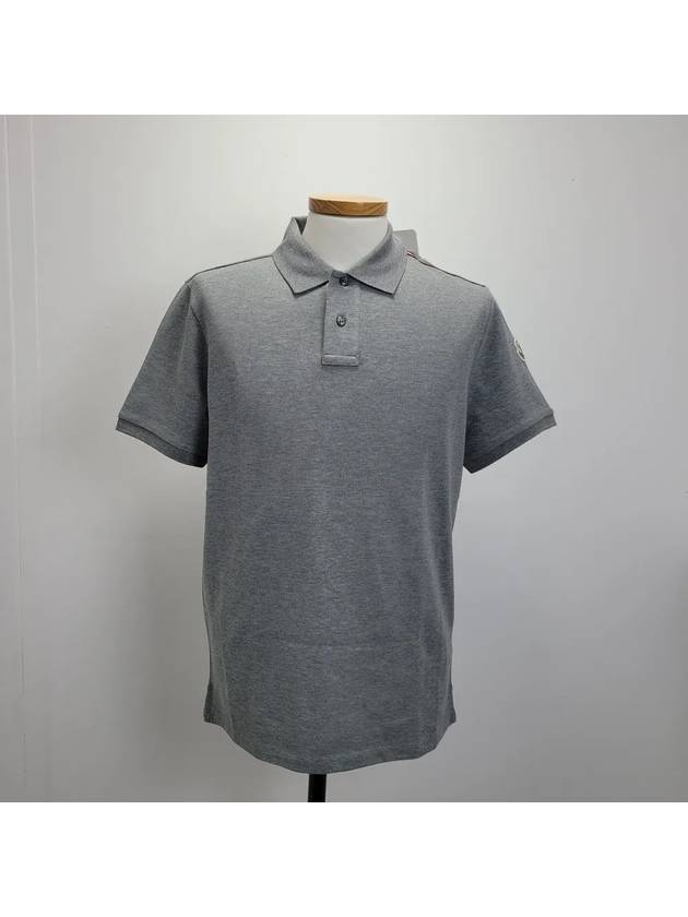 Men's Logo Patch Shoulder Three Stripes Polo Shirt Grey - MONCLER - BALAAN 2