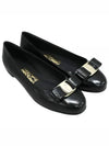 Women's Vara Round Toe Ballerina Flats Black - SALVATORE FERRAGAMO - BALAAN 2