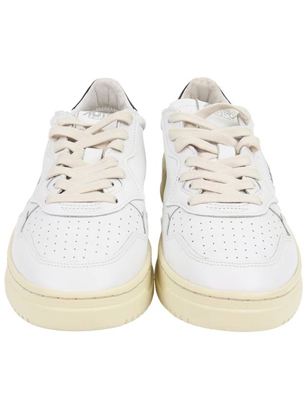 Medalist Low Top Sneakers All White - AUTRY - BALAAN 4