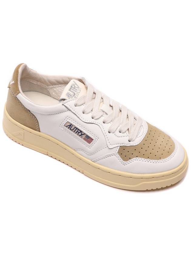 Women's Medalist Low Sneakers AULW SL07 23F - AUTRY - BALAAN 3