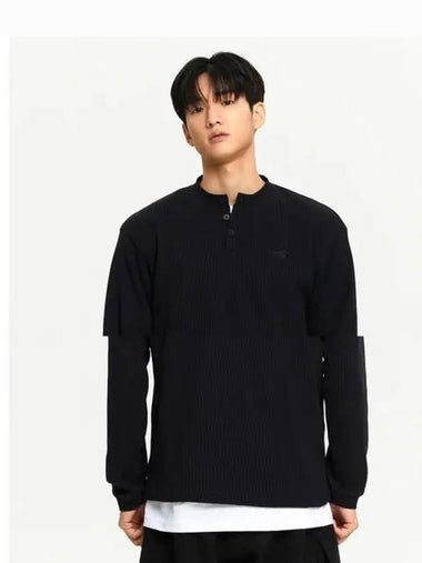 NBNDE4S081 MEN Waffle Henry Neck Long Sleeve T Shirt BLACK - NEW BALANCE - BALAAN 1